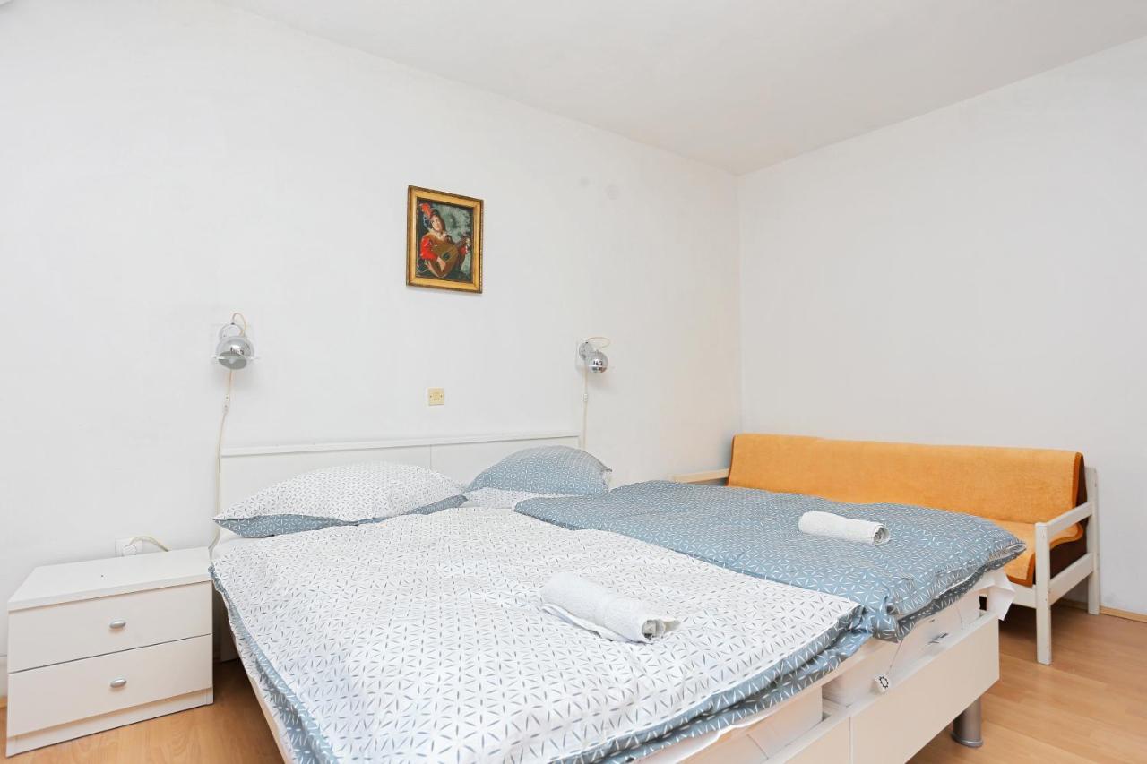 Apartment Tucepi 2676B מראה חיצוני תמונה